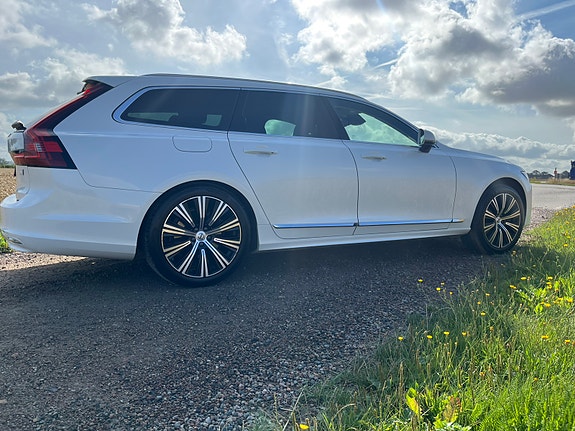Volvo V90 6 of 21