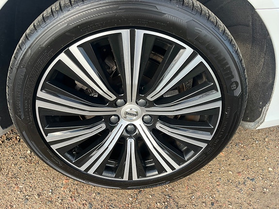 Volvo V90 18 of 21