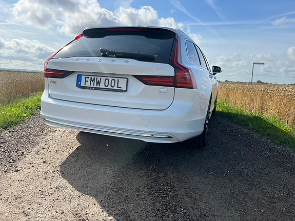 Volvo V90 4 of 21