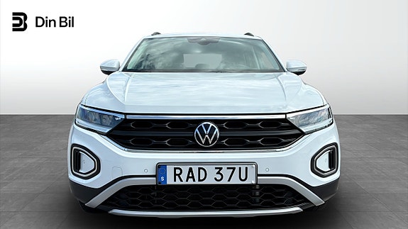 Volkswagen T-Roc 4 of 12