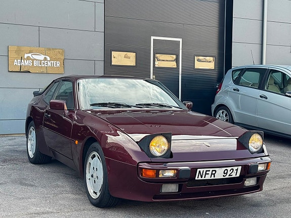 Porsche 944 6 of 18