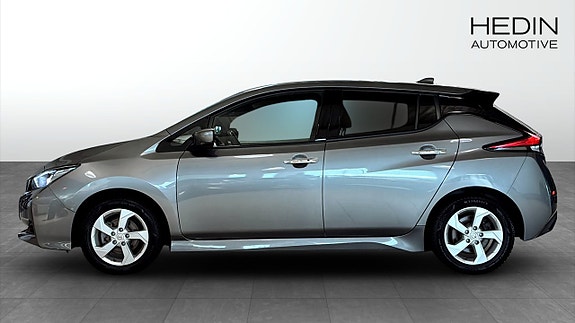 Nissan Leaf 6 of 12