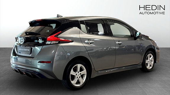 Nissan Leaf 2 of 12