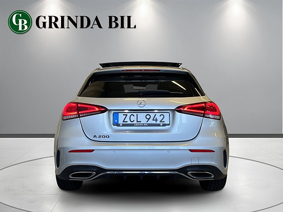 Mercedes-Benz A200 3 of 30