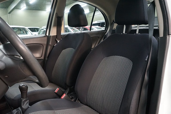 Nissan Micra 7 of 12