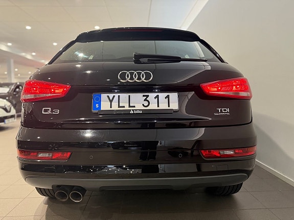 Audi Q3 5 of 12