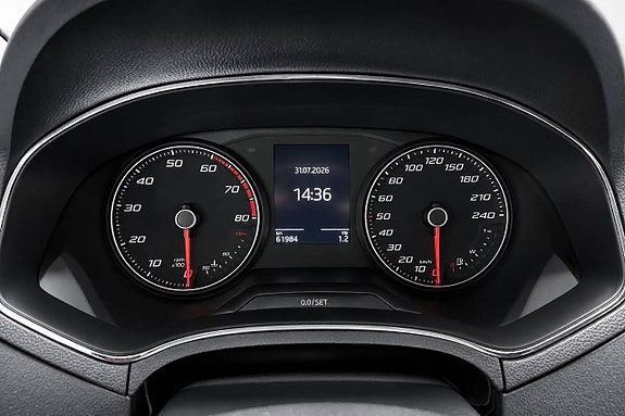 Seat Arona 14 of 15