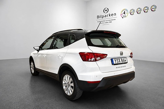 Seat Arona 3 of 15