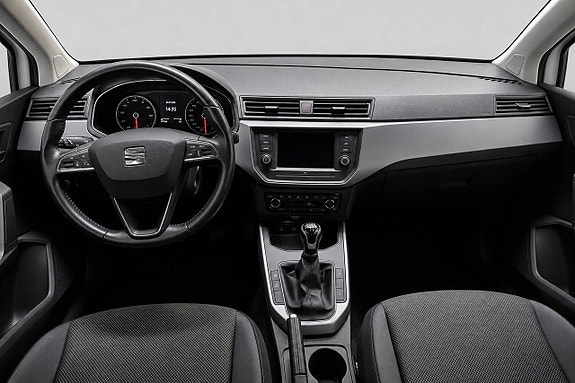 Seat Arona 13 of 15