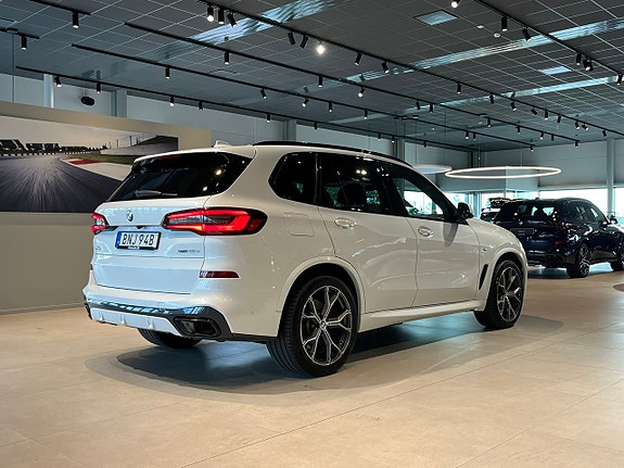 BMW X5 4 of 24