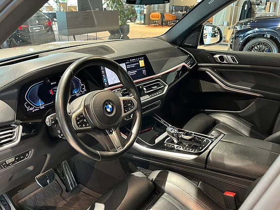 BMW X5 8 of 24