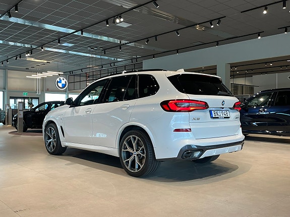 BMW X5 6 of 24