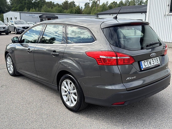 Ford Focus 7 of 15