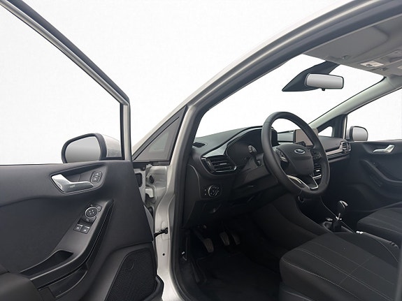 Ford Fiesta 10 of 28