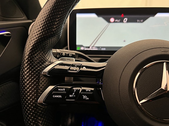 Mercedes-Benz C300 17 of 30