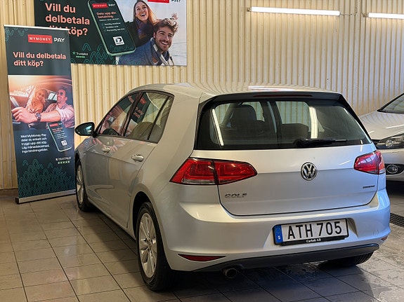 Volkswagen Golf VII 4 of 11