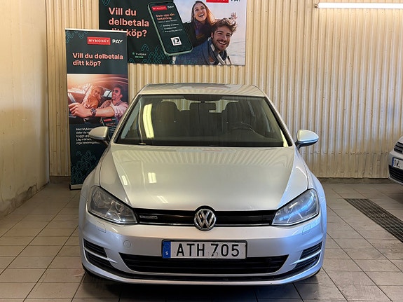 Volkswagen Golf VII 2 of 11