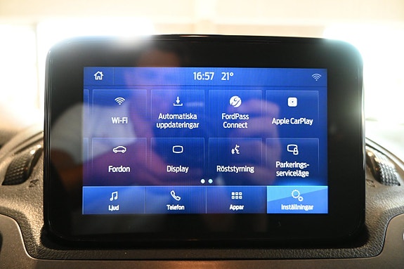 Ford Transit Connect 17 of 23