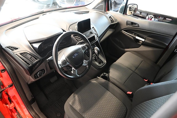 Ford Transit Connect 7 of 23