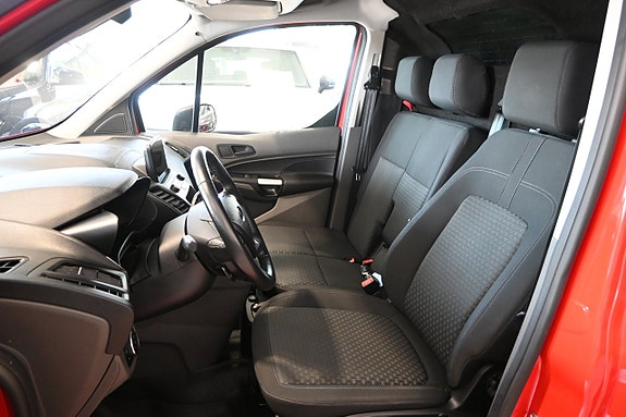Ford Transit Connect 8 of 23