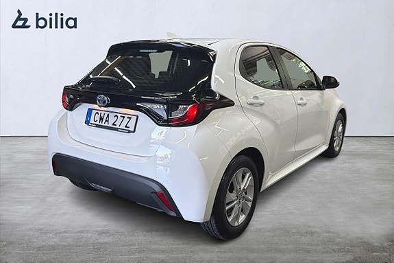 Toyota Yaris 19 of 21