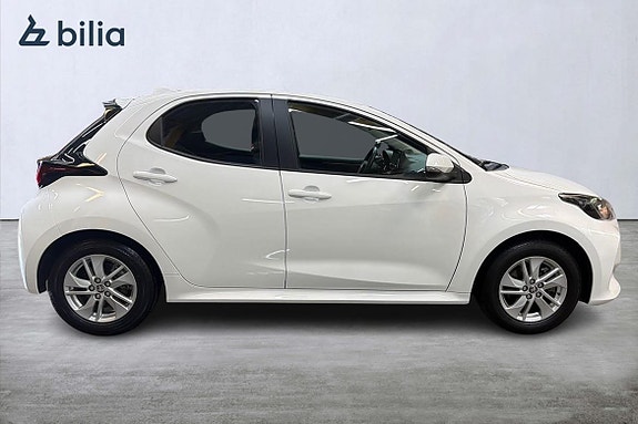 Toyota Yaris 18 of 21