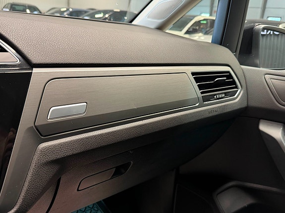 Volkswagen Touran 17 of 20
