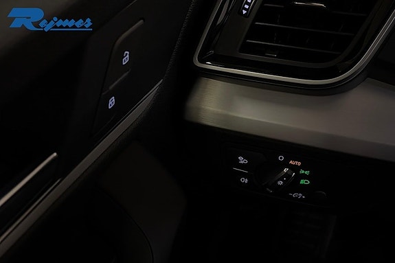 Audi Q5 9 of 26
