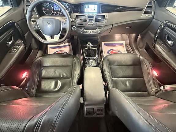 Renault Laguna 11 of 15