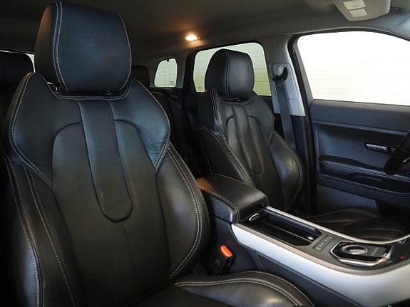 Land Rover Range Rover Evoque 9 of 26