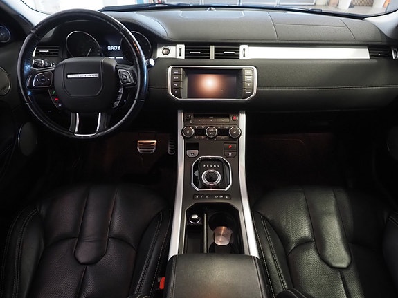 Land Rover Range Rover Evoque 12 of 26