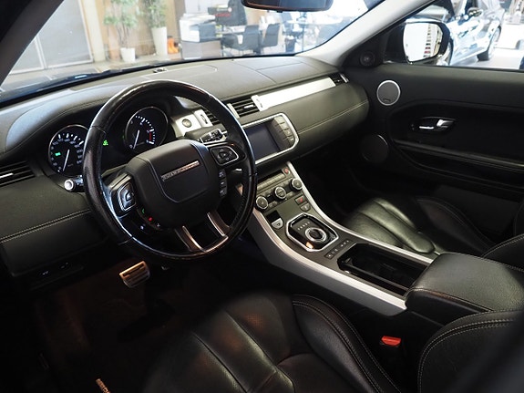 Land Rover Range Rover Evoque 14 of 26