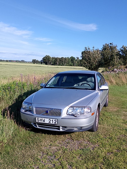 Volvo S80 3 of 9