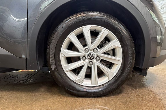 Toyota C-HR 17 of 21