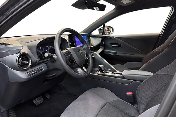 Toyota C-HR 14 of 21