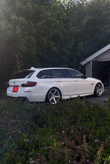 BMW 520d 3 of 7