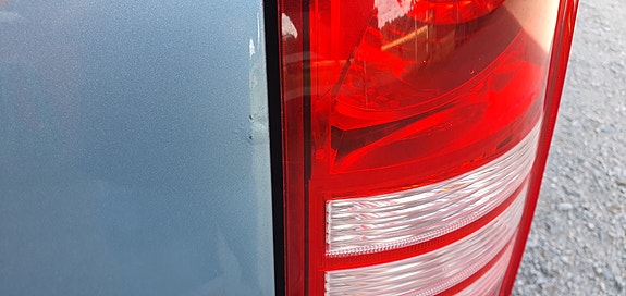 Chrysler Town & Country 14 of 18