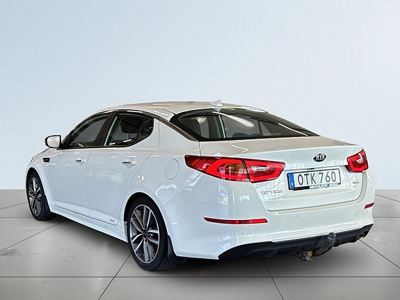 Kia Optima 5 of 27