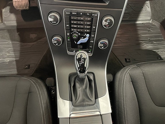 Volvo V60 21 of 21