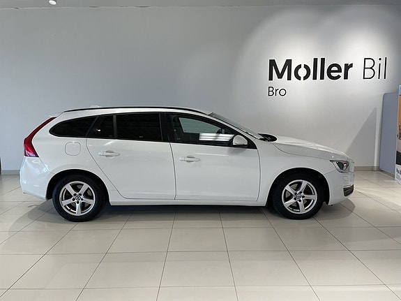 Volvo V60 7 of 21