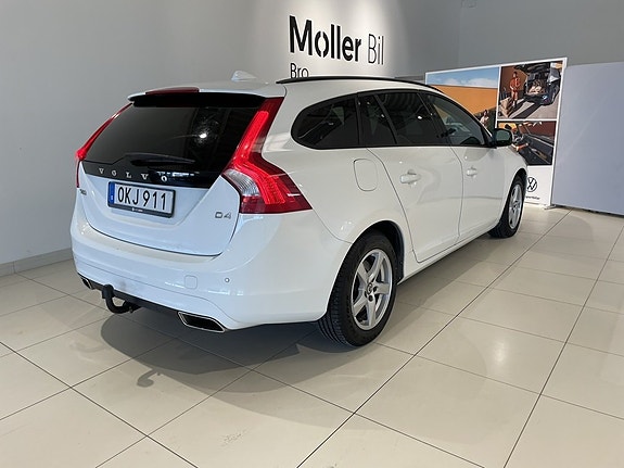 Volvo V60 8 of 21