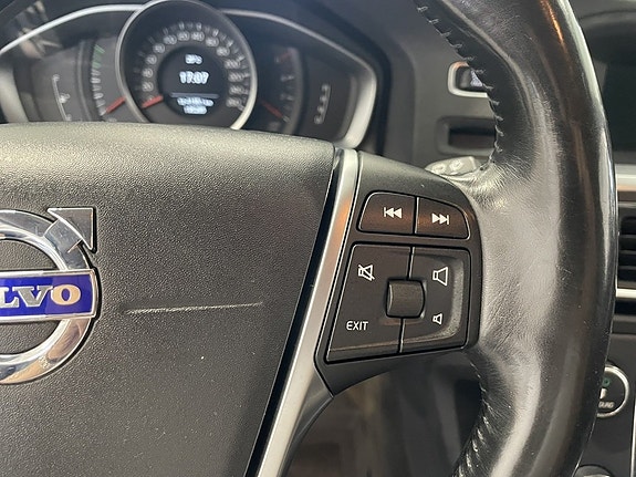Volvo V60 19 of 21