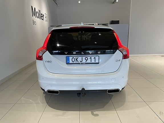 Volvo V60 10 of 21