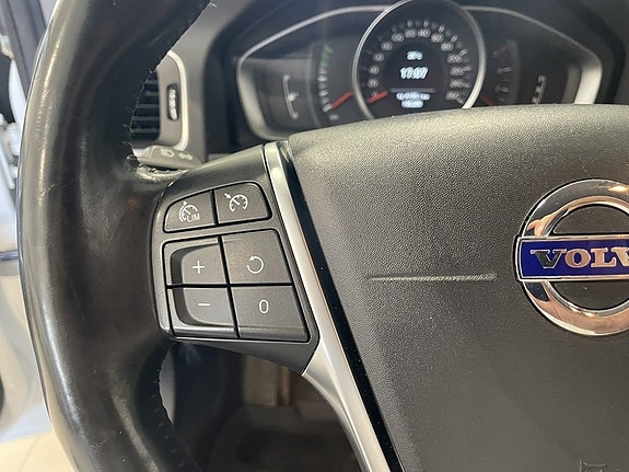 Volvo V60 18 of 21