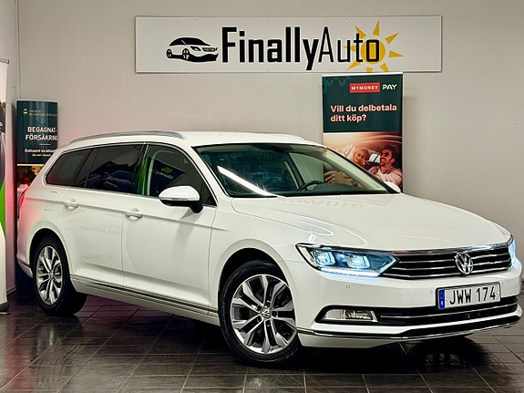Volkswagen Passat 2 of 30