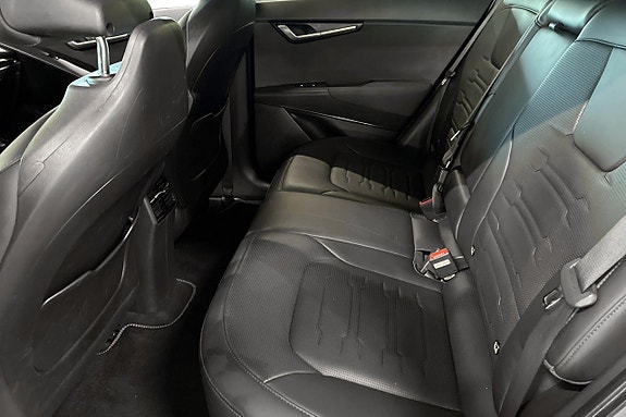 Kia Niro 11 of 28