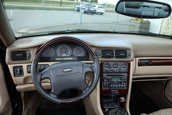 Volvo C70 9 of 9