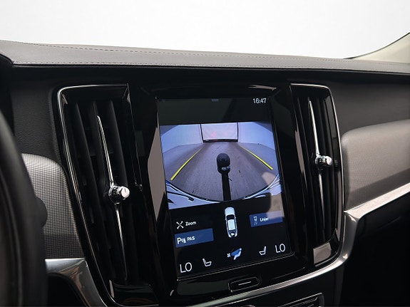 Volvo S90 14 of 30