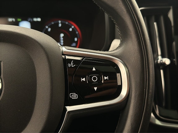 Volvo S90 22 of 30