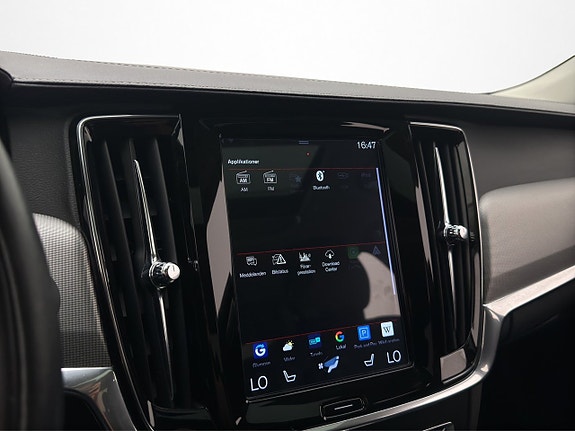 Volvo S90 25 of 30
